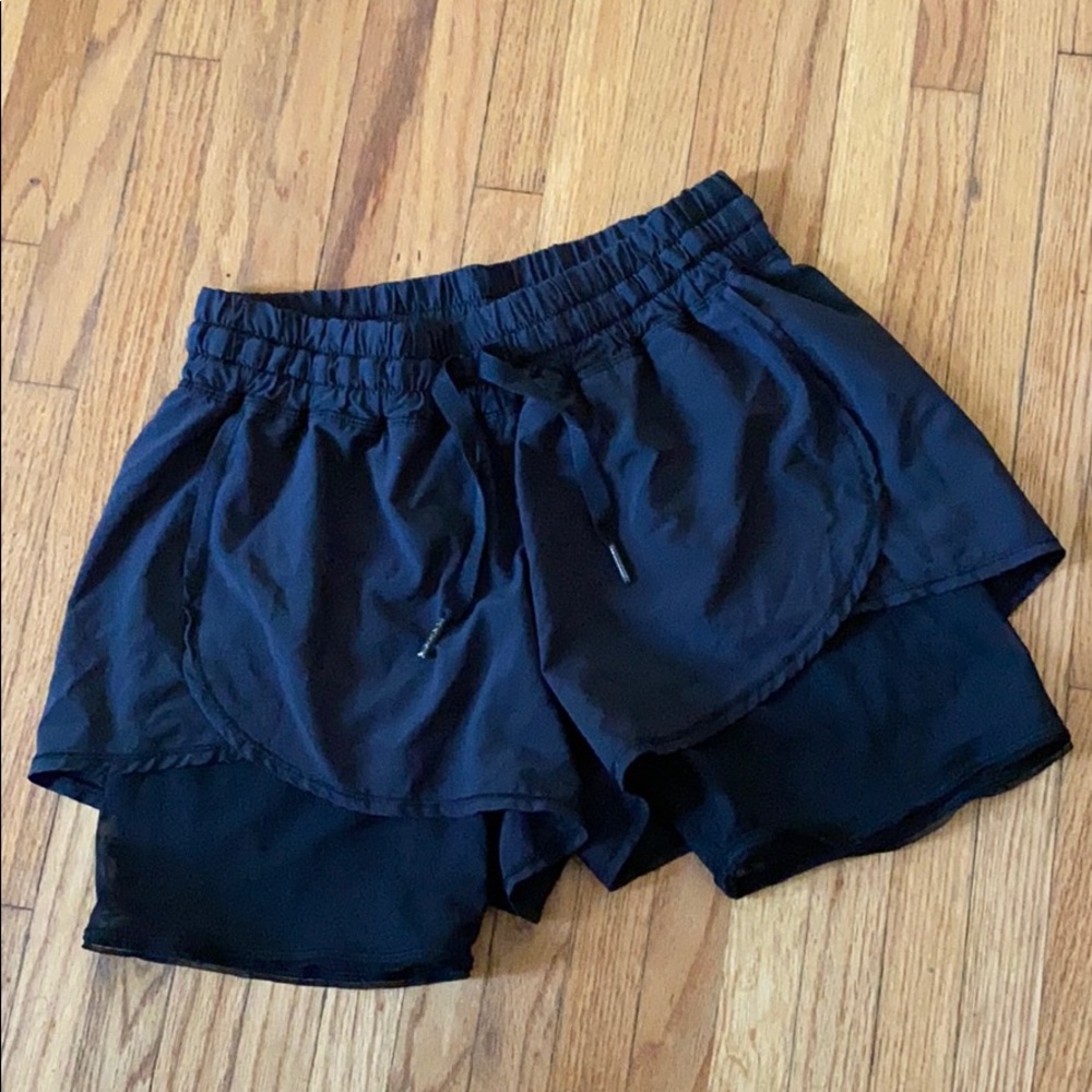 lululemon 2 in 1 short